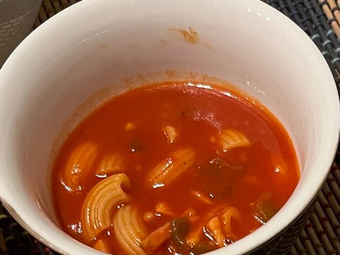 マカロニのトマトスープ